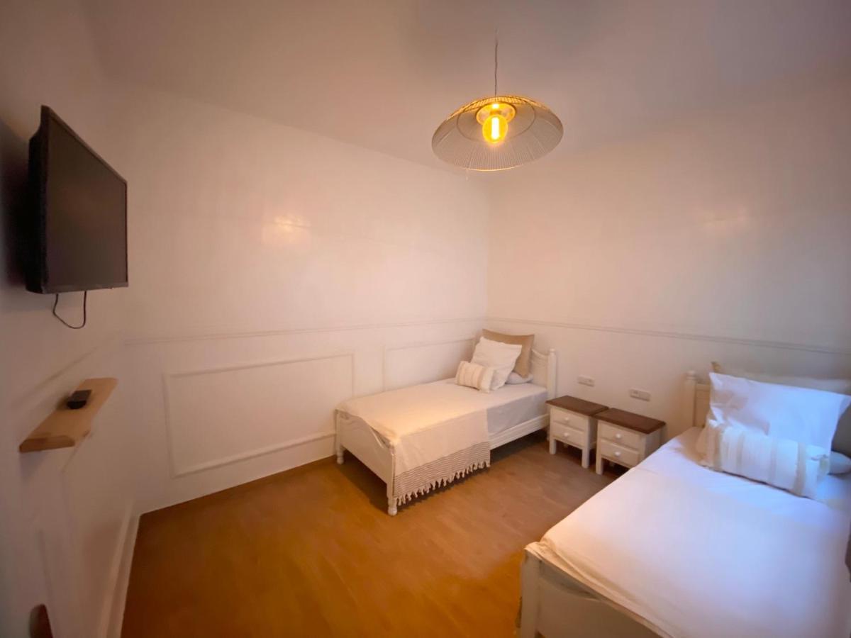 Appartement Avec Terasse Jaccuzi Barbecue Netflix Vue Sur Mer Totalement Gratuit Sans Supplement Al Hoceïma Eksteriør billede